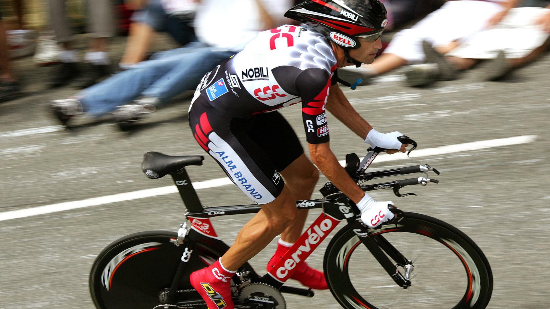 兄弟对决,球队内部比拼颇具看点,电视剧兄弟对决