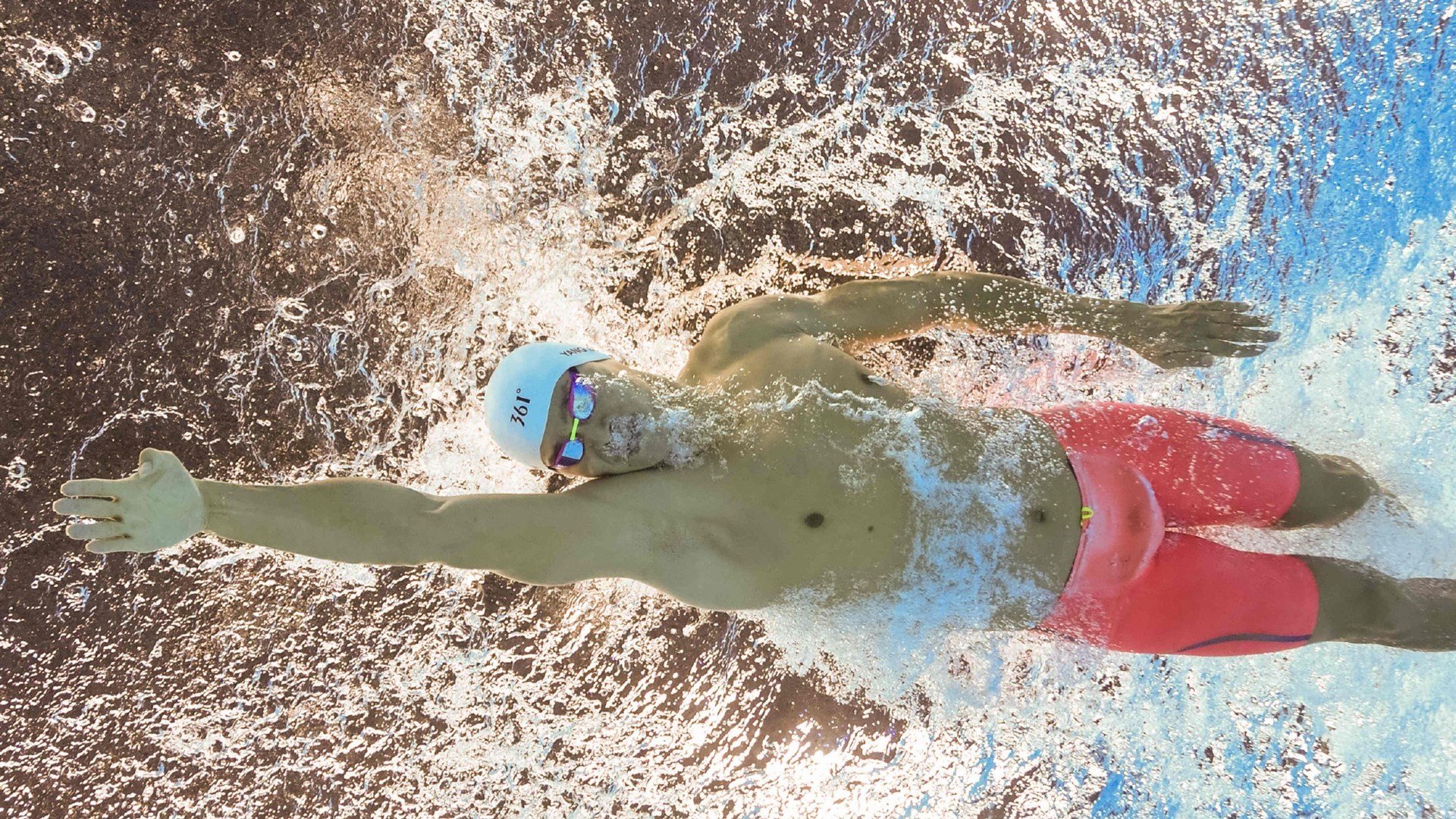 开云中国大陆-“费尔南多·比亚尔巴：阿根廷美洲狮队的进攻灵魂，未来仍有巨大潜力”